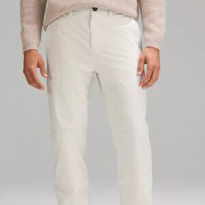 NWT Relaxed-Tapered Smooth Twill Trouser